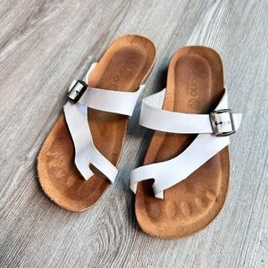 Yokono white leather sandal 7.5